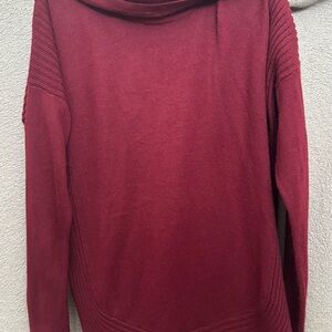 Women's Burgundy Sweater